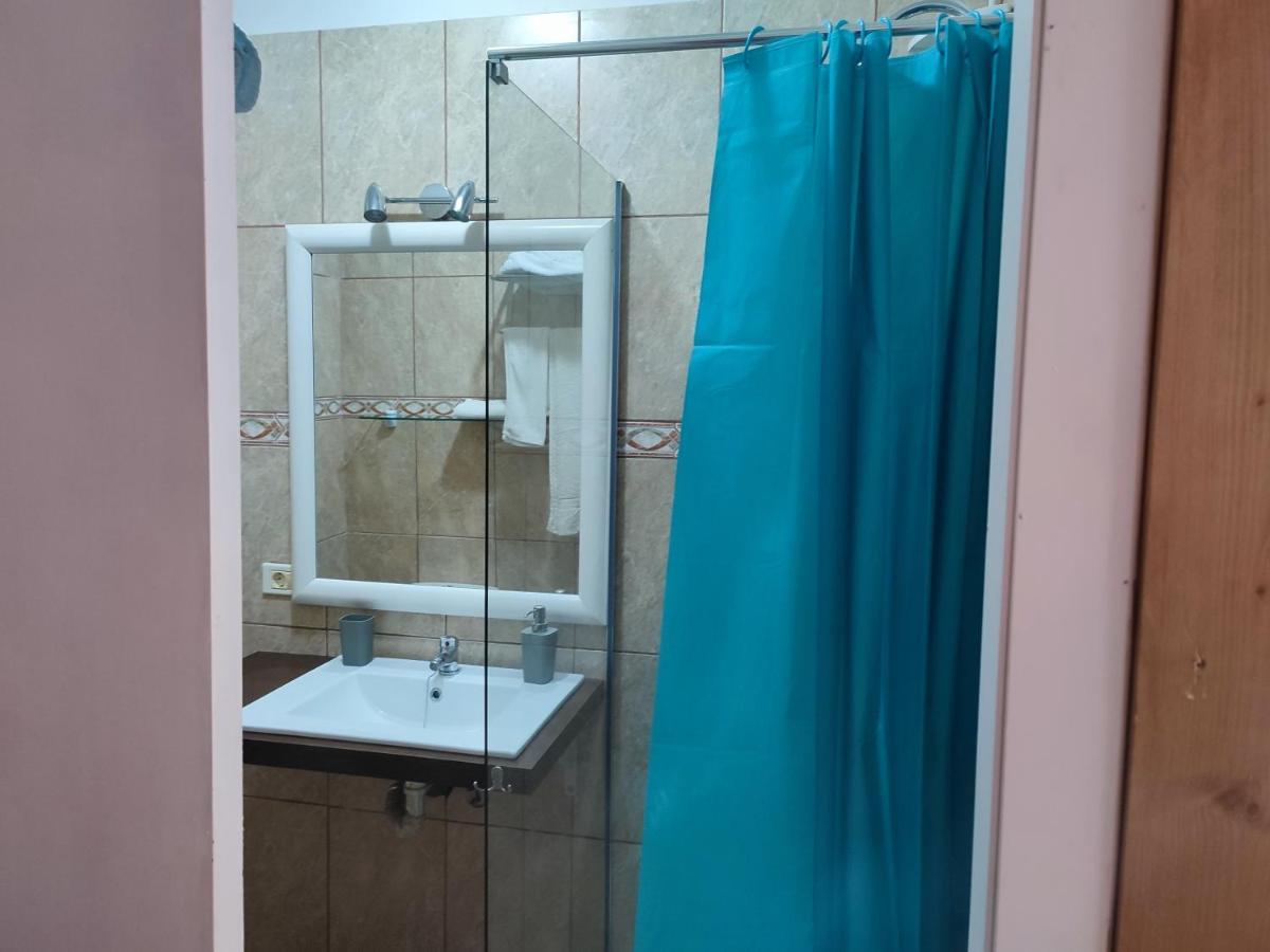 דירות Alcalá Apartamento Bajo Quintero מראה חיצוני תמונה